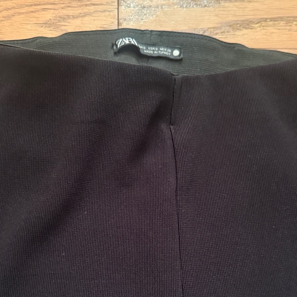 Black pants - Picture 2 of 3